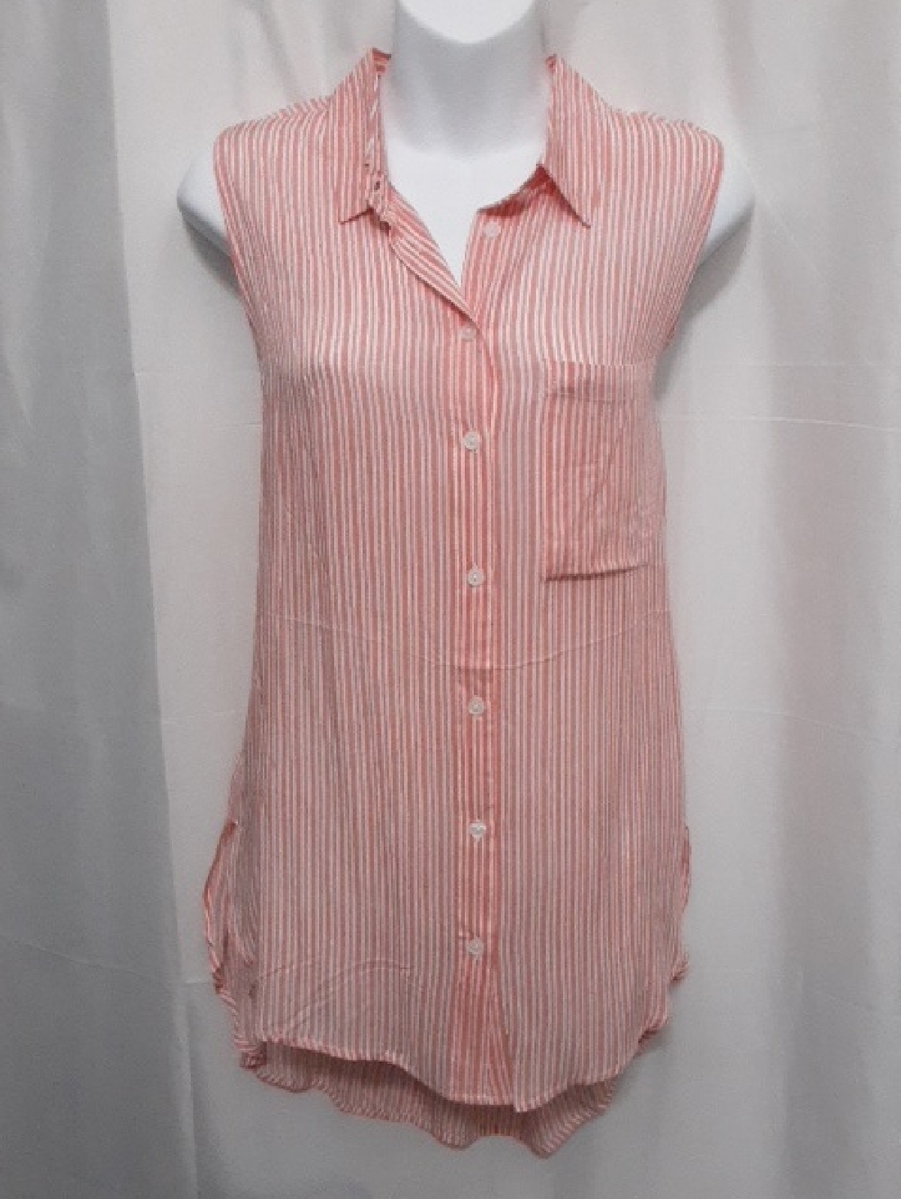 Velvet Heart Coral and White Sleeveless Button-Down Tunic